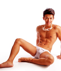 Beautiful When Shirtless 590304295ffa5.jpg