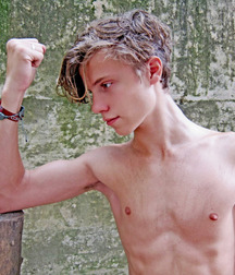 Beautiful When Shirtless 2 5904a24cd40cf.jpg