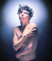 Shirtless Artistic Beauty 5910424a46413.jpg