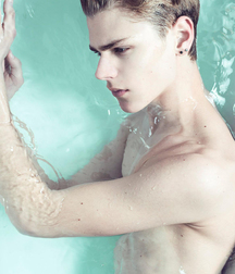 Shirtless Artistic Beauty 5910424f0e748.jpg