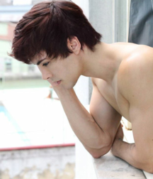 Shirtless Artistic Beauty 5910426883e6b.png