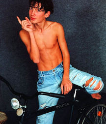 Without a Shirt 591308bda3dd9.jpg