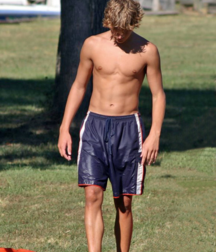 Also Without a Shirt 5914297c7bc80.png