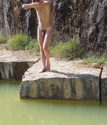 I'm Not Wearing Anything! 59192d3165cc2.jpg