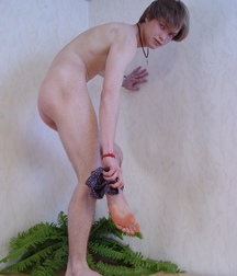 I'm Not Wearing Anything! 59192d493c52f.jpg