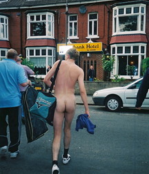 Public Nudity 591c677ad407d.jpg