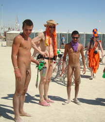 Public Nudity 591c677ce4c8b.jpg
