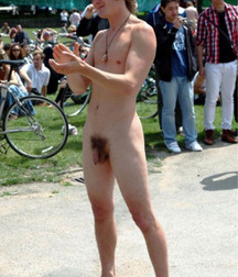 Public Nudity 591c67a84298d.jpg