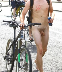 Public Nudity 591c67c95d8ac.jpg