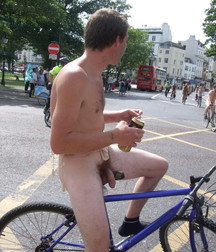 Public Nudity 591c681841a0c.jpg