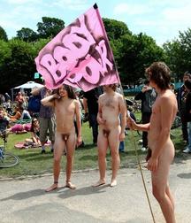 Public Nudity 591c685d000c0.jpg