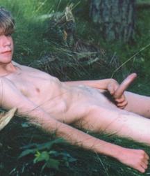 Just More Nudes 593e26195dc9b.jpg