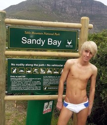 No Shirts or Jackets 594382be89424.jpg