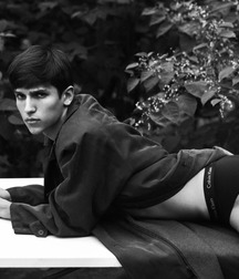 Beautiful Black and White 5943f7b6b0327.jpg