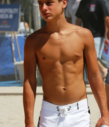 Completely Shirtless Outdoors 5952327ed4419.jpg