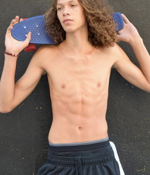 Completely Shirtless Outdoors 5952329a5487a.jpg