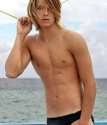 Completely Shirtless Outdoors 595232ad4ef66.jpg