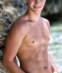 Shirtless in the Open Air 595932a78945c.jpg