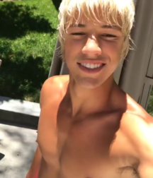 Shirtless Boys - Just Handsome 595f61c4656f7.png