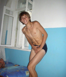 Shirtless Boys - Just Handsome 595f61de1c4c5.png