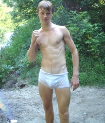 Solo Shirtless (Mostly!) in Colour 596796edd8e13.jpg
