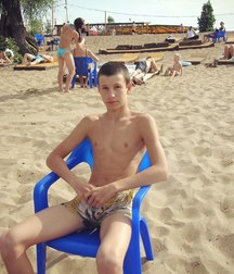 Solo Shirtless (Mostly!) in Colour 596796f021f17.jpg