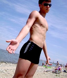 Solo Shirtless (Mostly!) in Colour 596796f813f1f.jpg