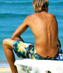 Still Love 'em Shirtless 59784ded742f7.jpg