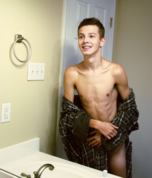 Still Love 'em Shirtless 59784e09c9904.jpg