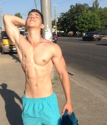 Still Love 'em Shirtless 59784e20e7766.jpg