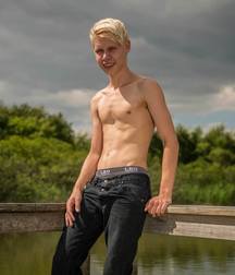 No Shirts 5982fc6e44c07.jpg