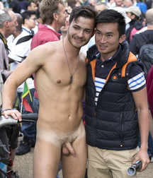 Is Anybody Looking 59a2bbe5077e6.jpg