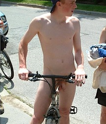 Outdoor Nudity 59a8a60e2f767.jpg