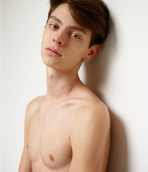 Close To Your Chest 59a912066aabd.jpg