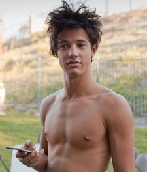 Shirtless Stunners 59aec74ac7012.jpg