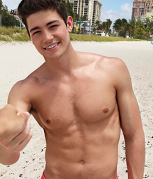 Shirtless Stunners 59aec77fd4c17.png