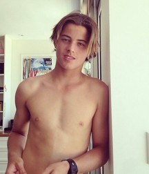 Still Shirtless to Show Off Those Chests 59b7d745512a3.jpg