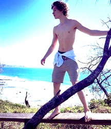 Still Shirtless to Show Off Those Chests 59b7d75099099.jpg