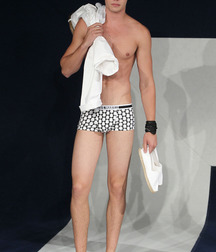 Topless Boys 59bbf6cf50cad.jpg