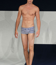 Topless Boys 59bbf6d05e624.jpg