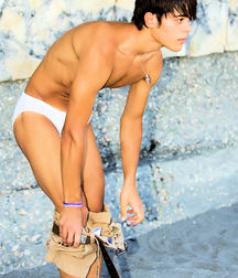 Topless Boys 59bbf70814c14.jpg
