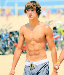 More Topless Boys 59c1223fef800.jpg