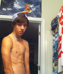 Still More Topless Boys 59c64a4a0a4a7.jpg