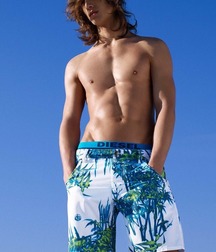 Yet More Topless Boys 59c7b07ce5907.jpg
