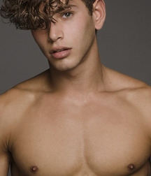 Just The Tops 59c7b128be617.jpg