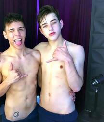 Topless Boys 59db777dcdcc6.jpg