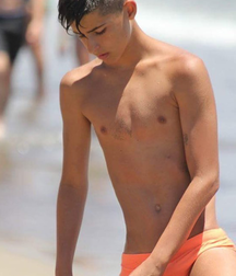 Topless Boys 59db777f21405.png