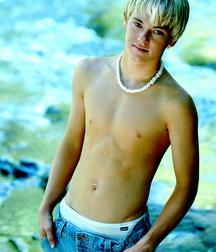 Still No To Shirts! 59ede9bfdcd1f.jpg