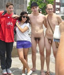 Public Nudity (General) 59f4a8313f4fc.jpg