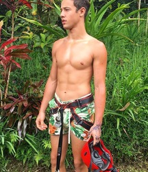 Keep Those Shirts Off! 59f9b534eddc3.jpg